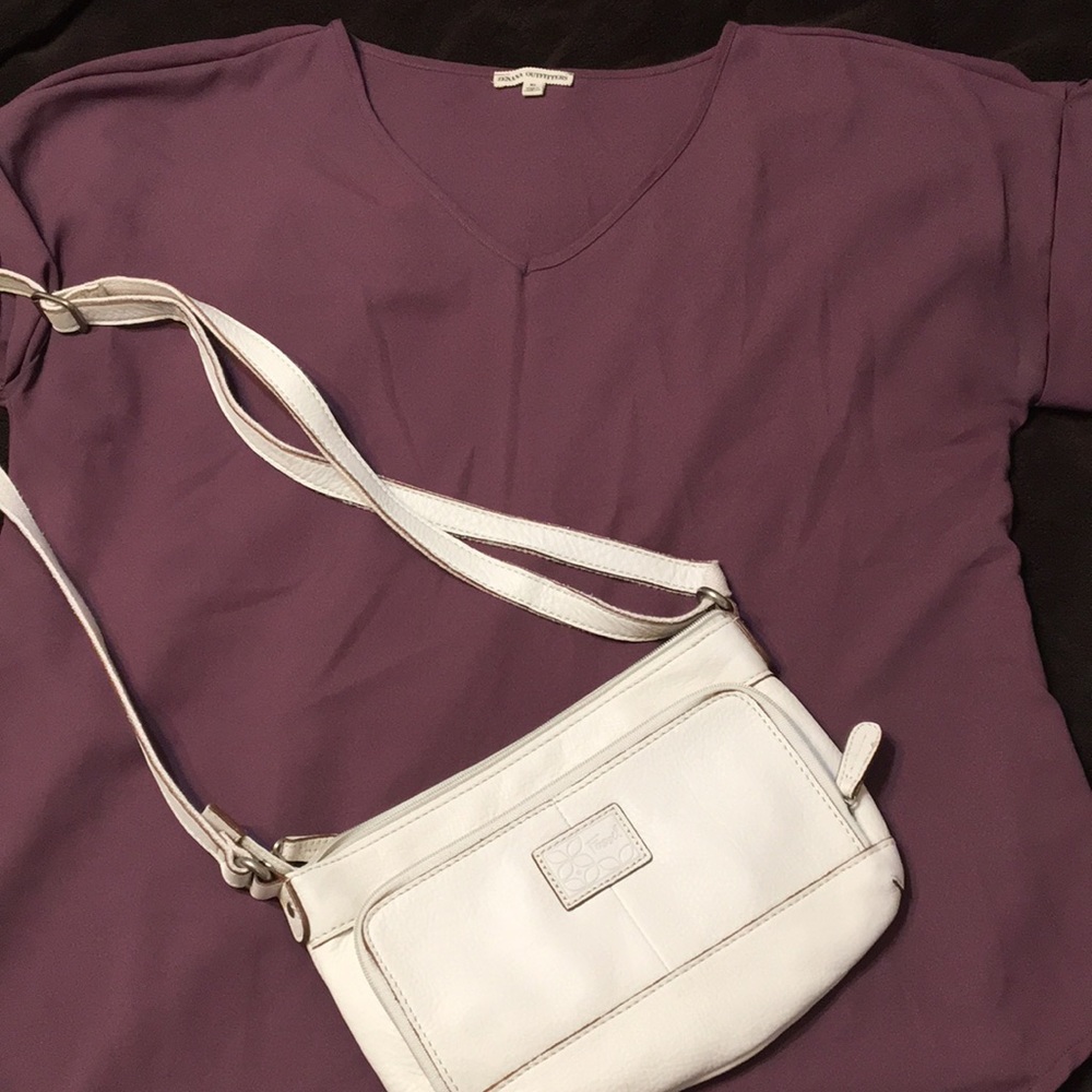 Zenana outfitters plum blouse